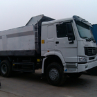 شاحنة قلابة قلابة SINOTRUK HOWO 10 عجلات 10-25cubic متر تحميل 25-40 طن من البضائع