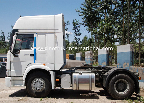 SINOTRUK HOWO جرار شاحنة LHD 4X2 Euro2 336HP ZZ4187N3511W