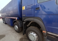ساينو تراك هووا 30-40cbm شاحنة صهريج وقود 8x4 Lhd Euro 2420 Hp