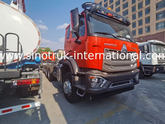 سينوتروك نيو هوو تيبر ديمب شاسي ويتشاي محرك 6 × 4 LHD لون برتقالية