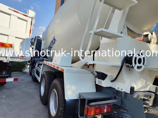 HOWO RHD 6*4 12CBM شاحنة خلاط بيضاء قوة حصانية عالية 380HP خزان خلاط إيطالي عالي الكفاءة