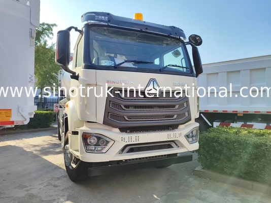 HOWO RHD 6*4 12CBM شاحنة خلاط بيضاء قوة حصانية عالية 380HP خزان خلاط إيطالي عالي الكفاءة