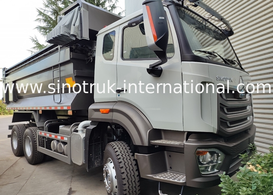 سينوتروك هوفو LHD 6 × 4 10 عجلات شاحنة طرد نوع U ل 40 طن التعدين