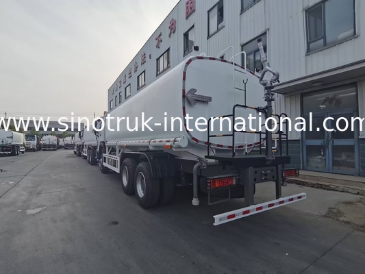 شاحنة خزان المياه الصينوتروك HOWO بيضاء RHD 6x4 ZZ1257V4347B1 مع وظيفة التنظيف عالية الضغط