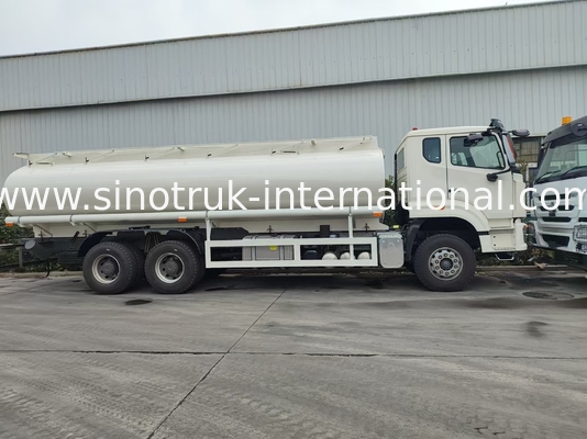 HOWO 25CBM 6 * 4 ناقلة النفط شاحنة 380HP قوة حصان قوية أبيض
