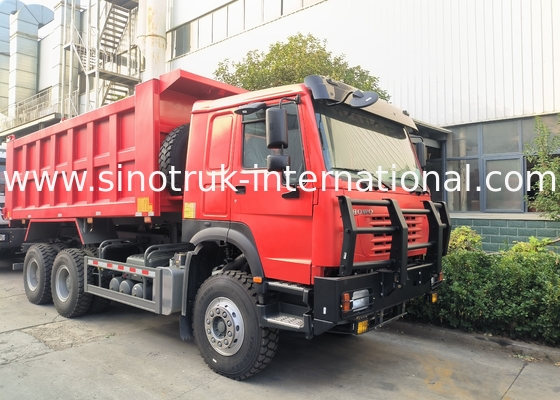 شاحنة سينوتروك هوو 6 × 4 Lhd 10 عجلات وجه شبح مضارب إطارات التعدين