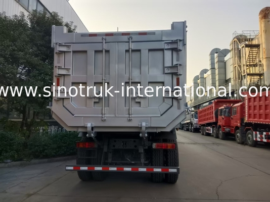 شاحنة النقل SINOTRUK HOWO 400HP 12 عجلات LHD 40Tons 30CBM ZZ3317V3567B1