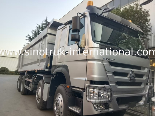 شاحنة النقل SINOTRUK HOWO 400HP 12 عجلات LHD 40Tons 30CBM ZZ3317V3567B1
