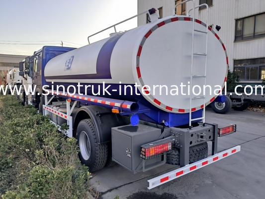 شاحنة خزان المياه SINOTRUK HOWO 4x2 RHD 300HP 10CBM لنقل المياه الدائمة