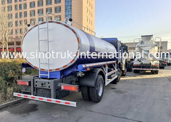 شاحنة خزان المياه SINOTRUK HOWO 4x2 RHD 300HP 10CBM لنقل المياه الدائمة