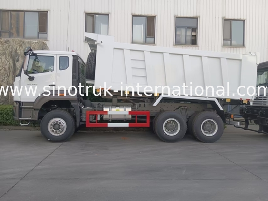 2 ركاب Sinotruk Hohan ناقلة النفايات ويتشاي المحرك 6 × 4 LHD 380HP مع نوع ناقل نقل يدوي