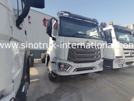 سينوتروك هوهان هوو تيبر ديمب شاحنة هيكل ويتشاي محرك 6 × 4 LHD ZZ3257V384JB1 النموذج