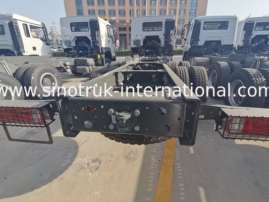 سينوتروك هوهان هوو تيبر ديمب شاحنة هيكل ويتشاي محرك 6 × 4 LHD ZZ3257V384JB1 النموذج