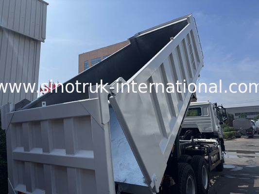 شاحنة قلابة SINOTRUK HOHAN Howo، محرك Weichai، رفع متوسط، 6 × 4، قيادة يسرى، صندوق شحن مستطيل، أبيض، 19-20 متر مكعب