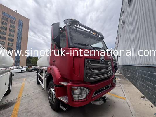 SINOTRUK HOHAN New HOWO Oil Truck Fuel Tank 4x2 Lhd Euro2 White and Red