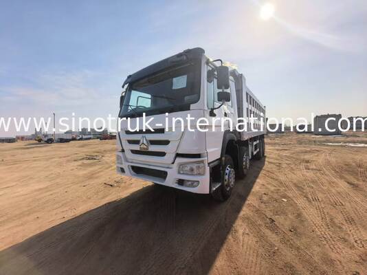 شاحنة ترامب منخفضة الحمولة الحامل للحمولة الثقيلة بقدرة حمولة تتراوح بين 40 و 50 طناً، ومحرك ديزل بقوة 375 حصاناً، وطول صندوق الشحن 7300 مم