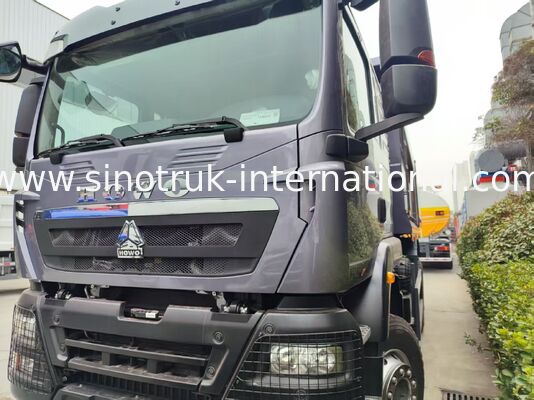 HOWO TX 6 × 4 شاحنة قمامة مع جسم شحن 20CBM ، محرك 380HP وآلية رفع الأمامية