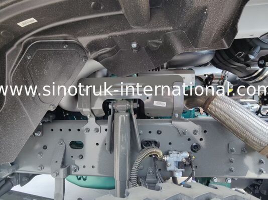 شاسية شاحنة SINOTRUK TX مع محرك 371HP ، سعة حمولة 30-40 طن و LHD / RHD اختياري