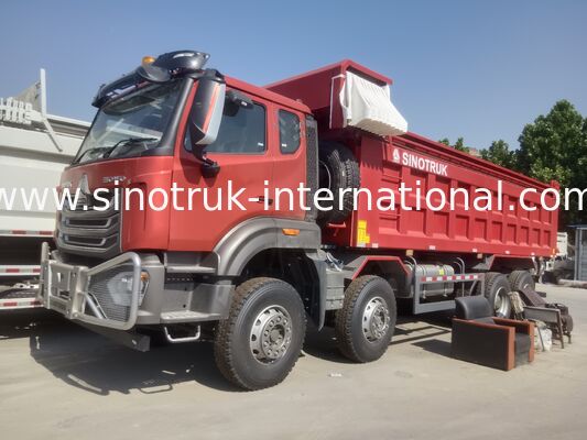 شاحنة Sinotruk NX مع محرك 371HP ، سعة 40-50T و 8 × 4 محرك للنقل الثقيل الحمراء