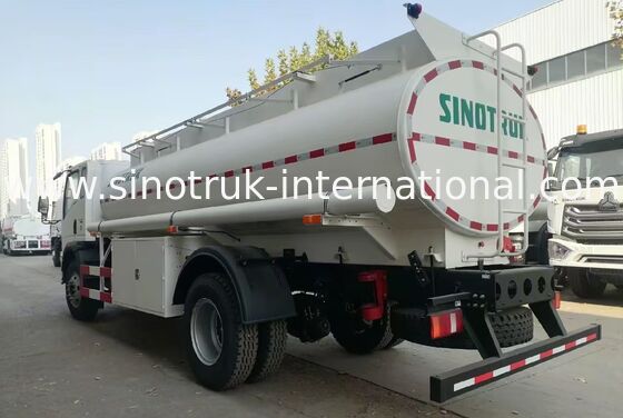 شاحنة صهريج وقود HOWO 10CBM 4×2