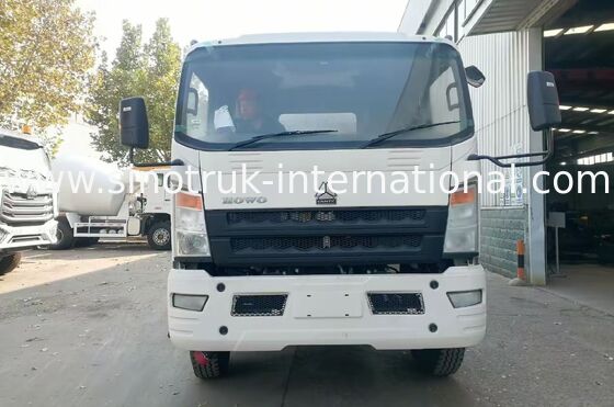 شاحنة صهريج وقود HOWO 10CBM 4×2