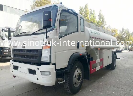 شاحنة صهريج وقود HOWO 10CBM 4×2
