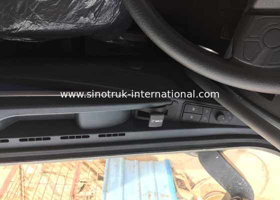 SINOTRUK HOWO نصف شاحنة جرار ZZ4257N3247N1B رئيس مع مكيف الهواء