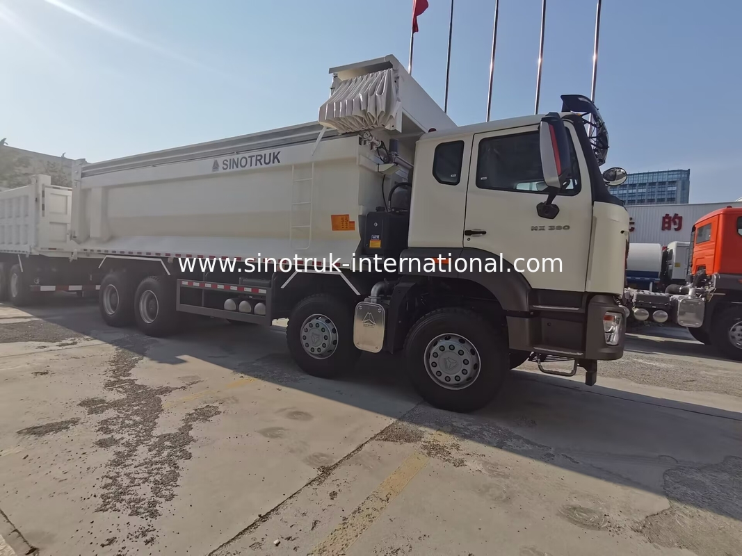 سينوتروك هوهان نيو هوو 8X4 شاحنة قمامة 380 حصان 12 عجلة بيضاء H77L ZZ3317V386JB1R نوع U