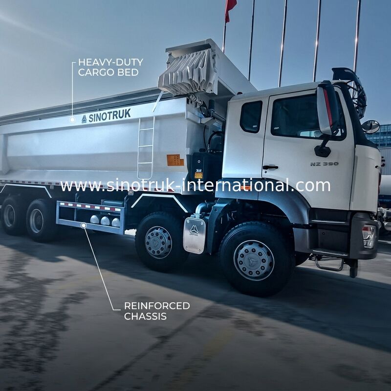 سينوتروك هوهان نيو هوو 8X4 شاحنة قمامة 380 حصان 12 عجلة بيضاء H77L ZZ3317V386JB1R نوع U