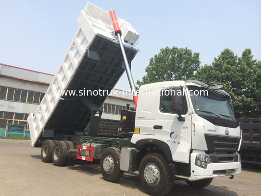 ساينو تراك HOWO A7 8X4 الثقيلة تفريغ شاحنة للبناء ZZ3317N3867N1