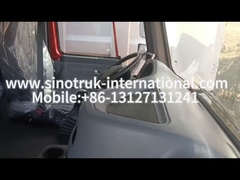 شاحنة القمامة المنسدلة SINOTRUK HOWO A7 8X4 للبناء ZZ3317V3567B1