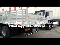 شاحنة شحن جديدة من نوع سينوتروك هو 6 × 6 All Wheel Drive Lhd 10 Wheels Long Cargo Box