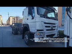 شاحنة صهريج مياه وزيت SINOTRUK HOWO LHD 6X4 هيكل شحن