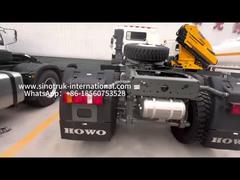 شاحنة جرار SINOTRUK HOWO Ghost Face  6X6 Euro 2  430 حصان  مصد عسكري أبيض من أجلك